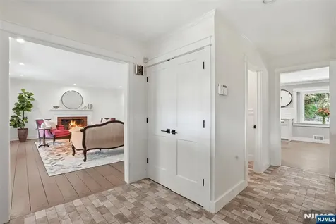 219 W Saddle River Road Saddle River NJ 07458