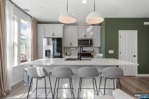 9 Arnold Drive Wood Ridge NJ 07075