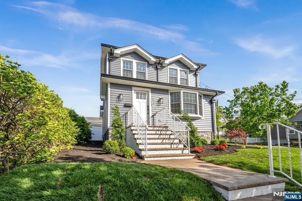 456 Collins Avenue Hasbrouck Heights NJ 07604