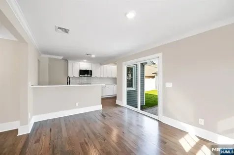 456 Collins Avenue Hasbrouck Heights NJ 07604
