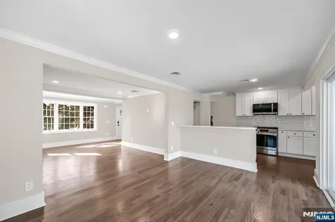 456 Collins Avenue Hasbrouck Heights NJ 07604