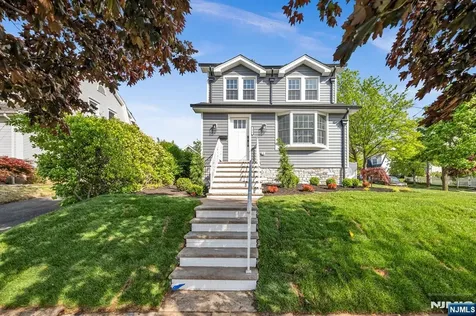 456 Collins Avenue Hasbrouck Heights NJ 07604