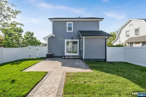 456 Collins Avenue Hasbrouck Heights NJ 07604