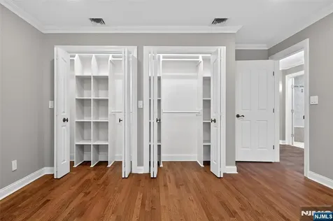 48 Burns Avenue Lodi NJ 07644