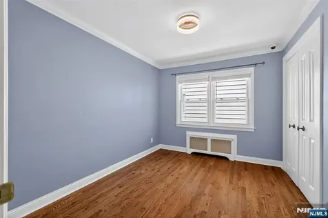 48 Burns Avenue Lodi NJ 07644