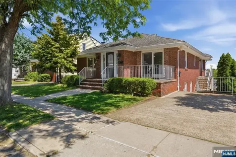 48 Burns Avenue Lodi NJ 07644