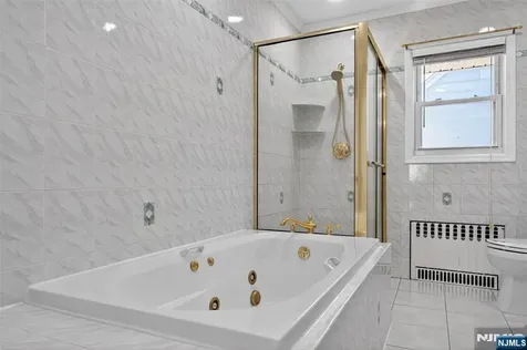 48 Burns Avenue Lodi NJ 07644