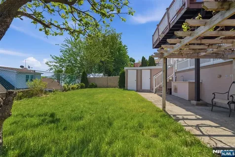 48 Burns Avenue Lodi NJ 07644