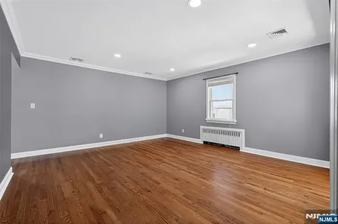 48 Burns Avenue Lodi NJ 07644