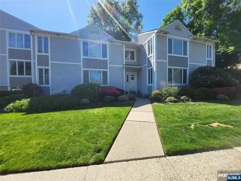 2 Grand Avenue Hawthorne NJ 07506