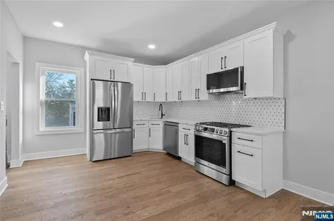 16 Old Short Hills Road Millburn NJ 07041