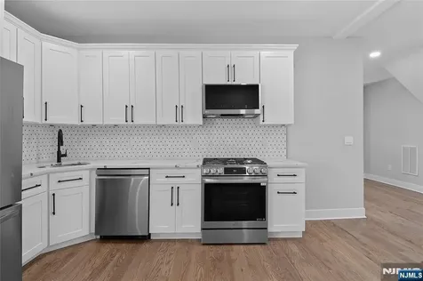 16 Old Short Hills Road Millburn NJ 07041