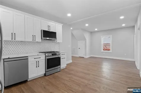 16 Old Short Hills Road Millburn NJ 07041