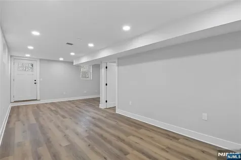 16 Old Short Hills Road Millburn NJ 07041