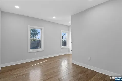 16 Old Short Hills Road Millburn NJ 07041