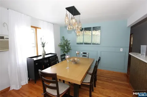 34 North Street Elmwood Park NJ 07407
