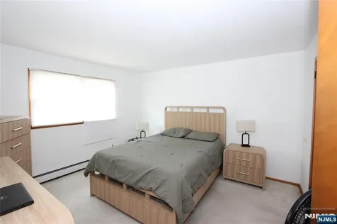 34 North Street Elmwood Park NJ 07407