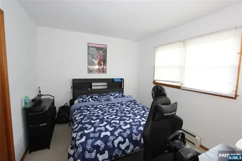 34 North Street Elmwood Park NJ 07407