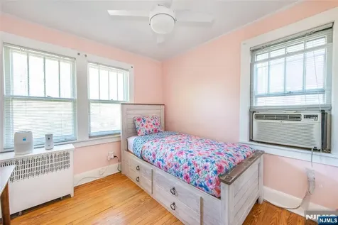 1265 Longfellow Avenue Teaneck NJ 07666