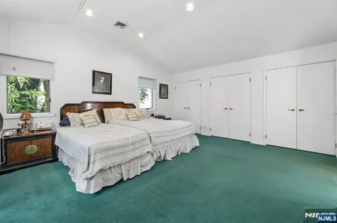 604 Rutland Avenue Teaneck NJ 07666