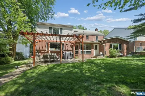 604 Rutland Avenue Teaneck NJ 07666