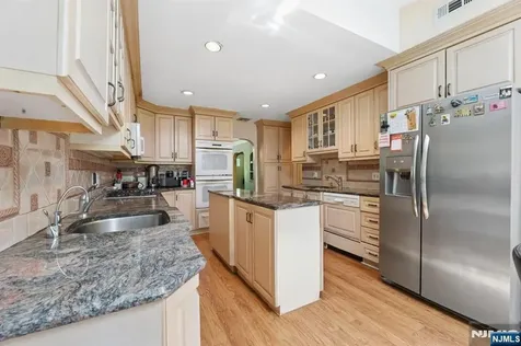 604 Rutland Avenue Teaneck NJ 07666