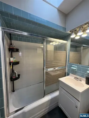 42-44 Bergen Englewood NJ 07631