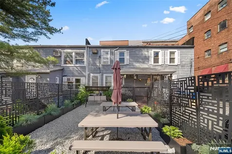 42-44 Bergen Englewood NJ 07631