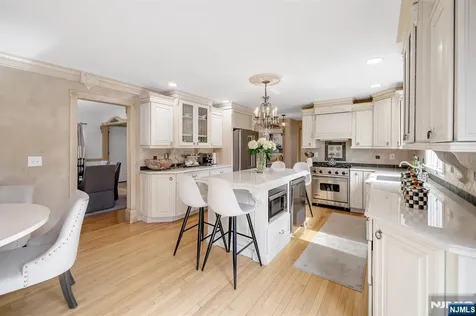 4 Michele Court Wayne NJ 07470