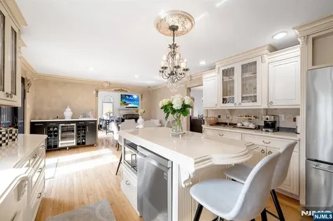 4 Michele Court Wayne NJ 07470