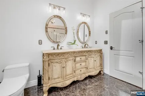 4 Michele Court Wayne NJ 07470