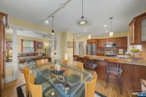287 Madison Avenue New Milford NJ 07646