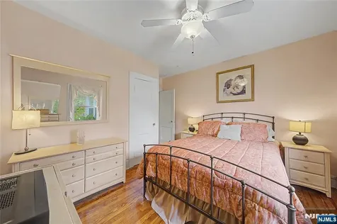 287 Madison Avenue New Milford NJ 07646
