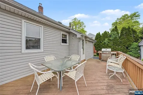 287 Madison Avenue New Milford NJ 07646