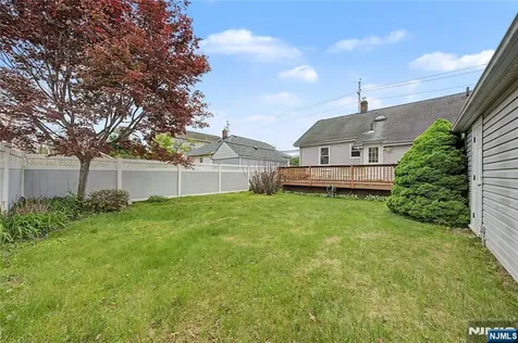 287 Madison Avenue New Milford NJ 07646