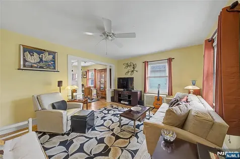 287 Madison Avenue New Milford NJ 07646