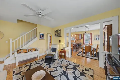 287 Madison Avenue New Milford NJ 07646