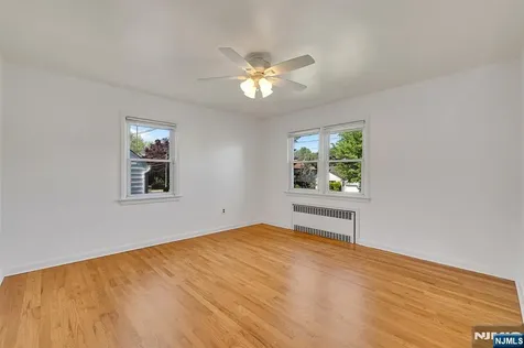 287 Jackson Avenue Rutherford NJ 07070