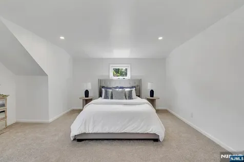 287 Jackson Avenue Rutherford NJ 07070