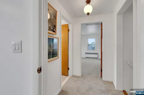 287 Jackson Avenue Rutherford NJ 07070