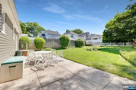 287 Jackson Avenue Rutherford NJ 07070