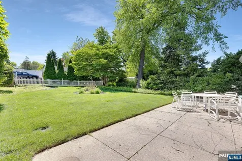 287 Jackson Avenue Rutherford NJ 07070