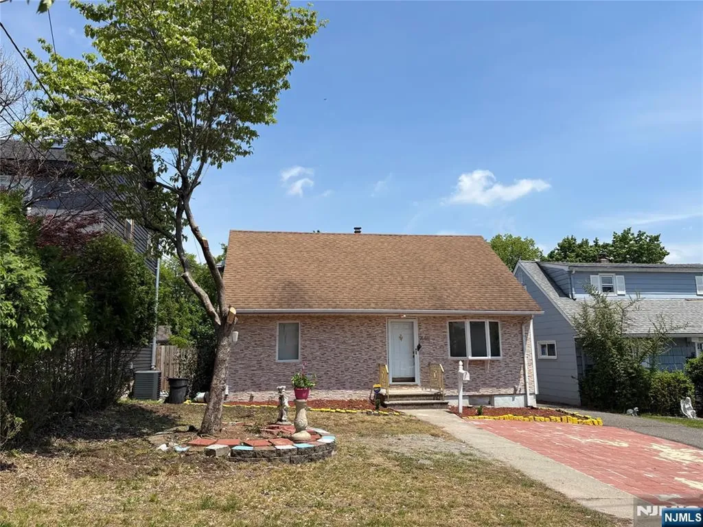 440 Preakness Avenue Paterson NJ 07502