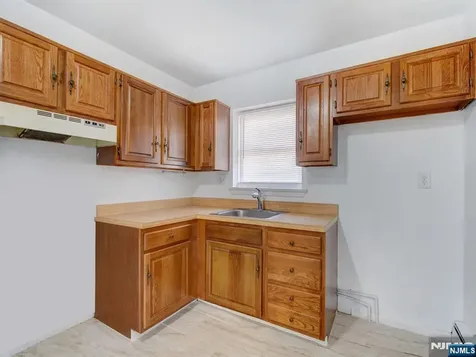 365 Bloomfield Avenue Verona NJ 07044
