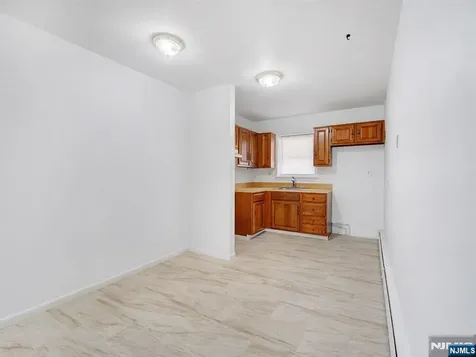 365 Bloomfield Avenue Verona NJ 07044