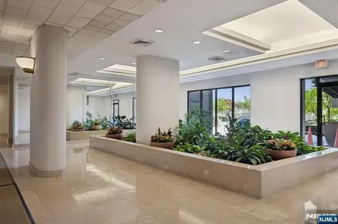 200 Winston Cliffside Park NJ 07010