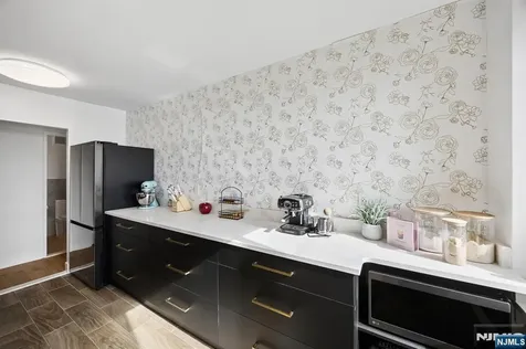 200 Winston Cliffside Park NJ 07010