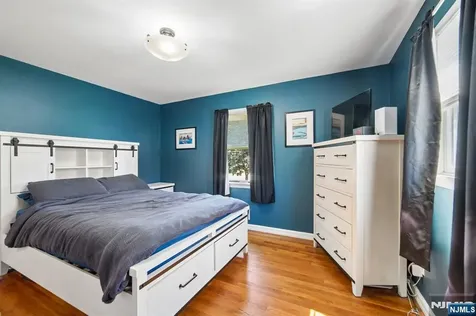1 Hillside Terrace Wallington NJ 07057