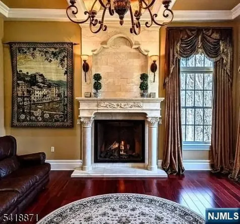 8 Pineview Boonton Township NJ 07005