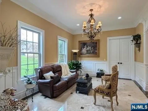 8 Pineview Boonton Township NJ 07005